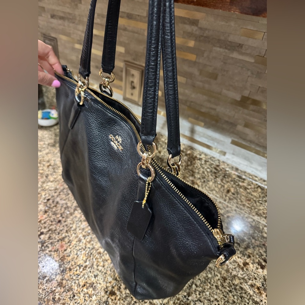 Coach Black Leather Tote Bag - Picture 2 of 4